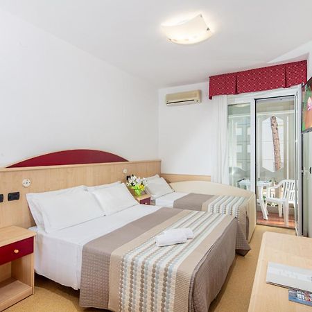 Hotel Regina Λινιάνο Σαμπιαντόρο Εξωτερικό φωτογραφία