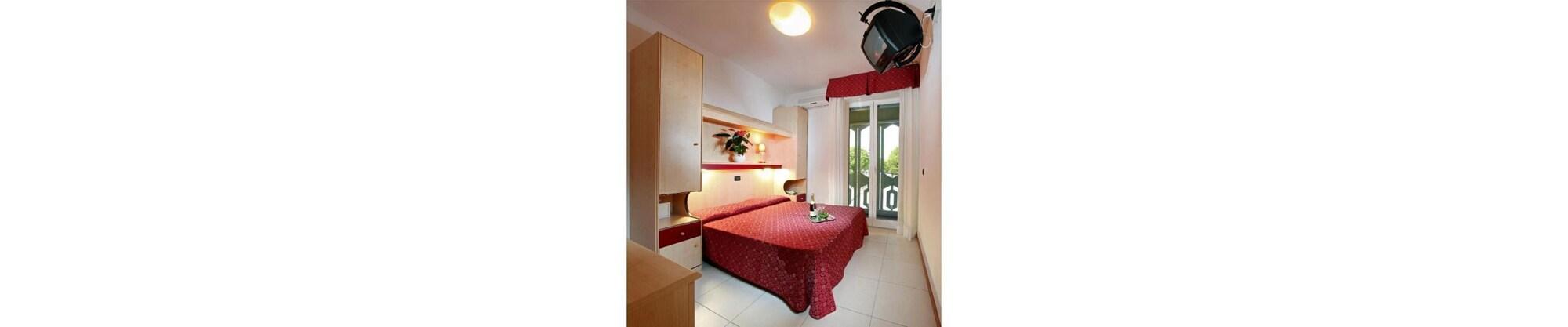Hotel Regina Λινιάνο Σαμπιαντόρο Εξωτερικό φωτογραφία