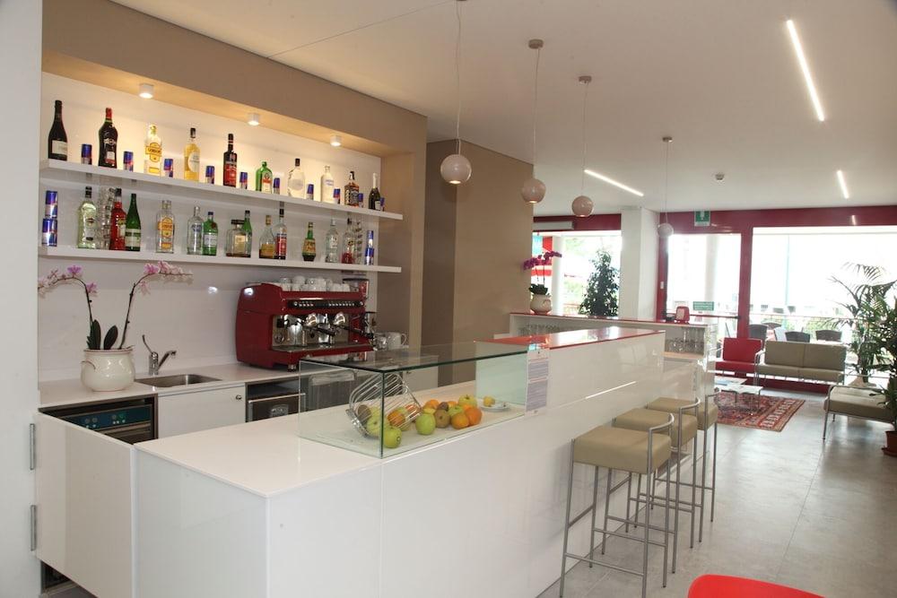 Hotel Regina Λινιάνο Σαμπιαντόρο Εξωτερικό φωτογραφία