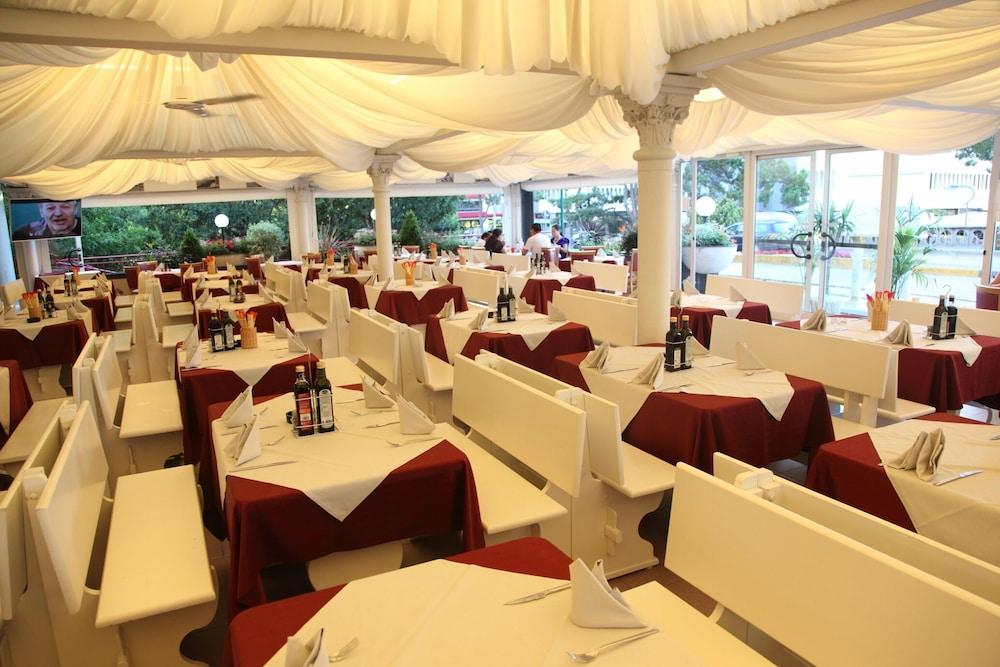 Hotel Regina Λινιάνο Σαμπιαντόρο Εξωτερικό φωτογραφία