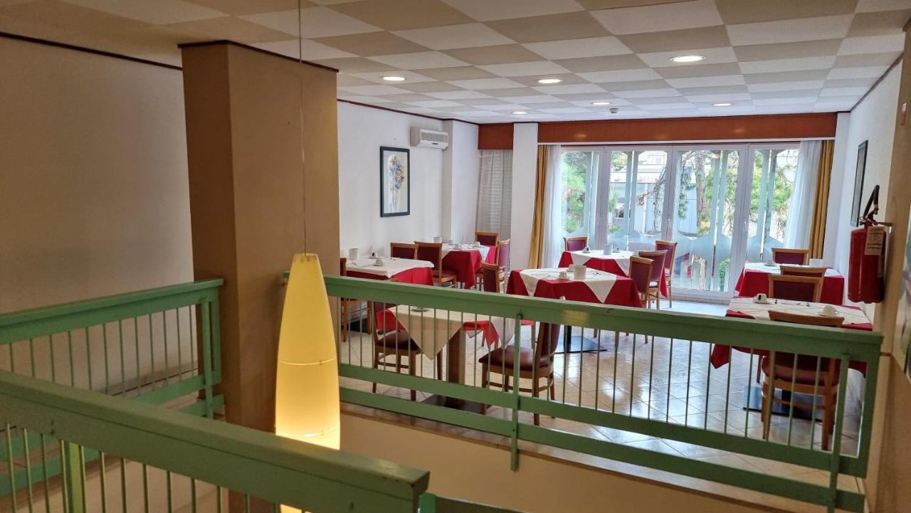 Hotel Regina Λινιάνο Σαμπιαντόρο Εξωτερικό φωτογραφία