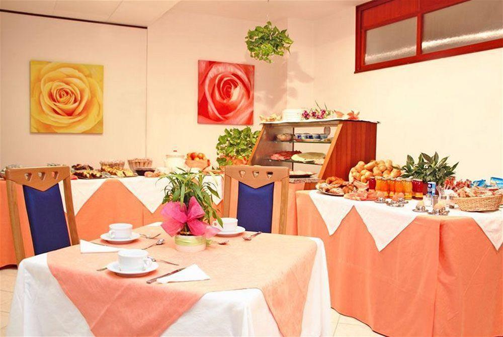Hotel Regina Λινιάνο Σαμπιαντόρο Εξωτερικό φωτογραφία
