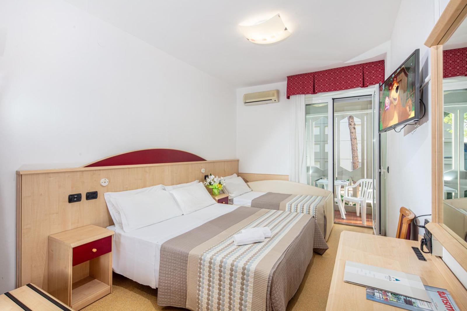Hotel Regina Λινιάνο Σαμπιαντόρο Εξωτερικό φωτογραφία