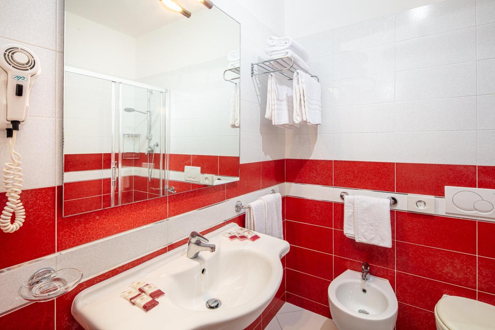 Hotel Regina Λινιάνο Σαμπιαντόρο Εξωτερικό φωτογραφία