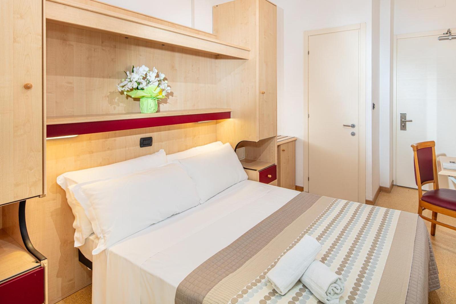 Hotel Regina Λινιάνο Σαμπιαντόρο Δωμάτιο φωτογραφία